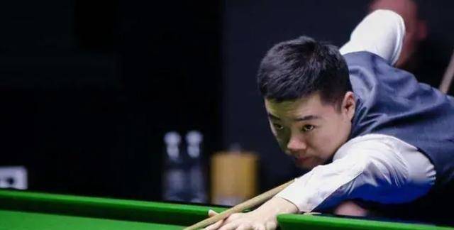 维斯塔潘：别太失望，我们以精彩的表现结束了赛季